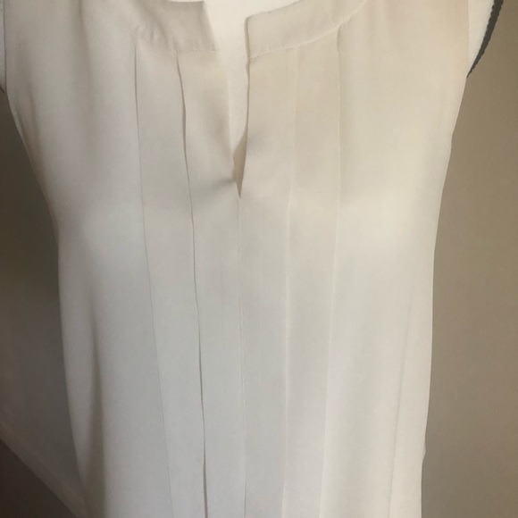 Kate Spade Sleeveless Pleated Front Silk Blouse - Picture 2 of 5